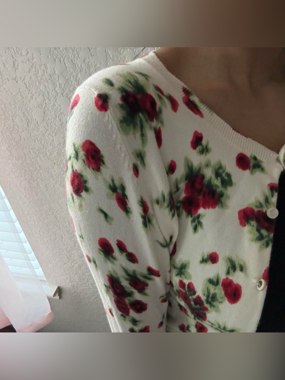 Cardigan - Picture 5 of 7